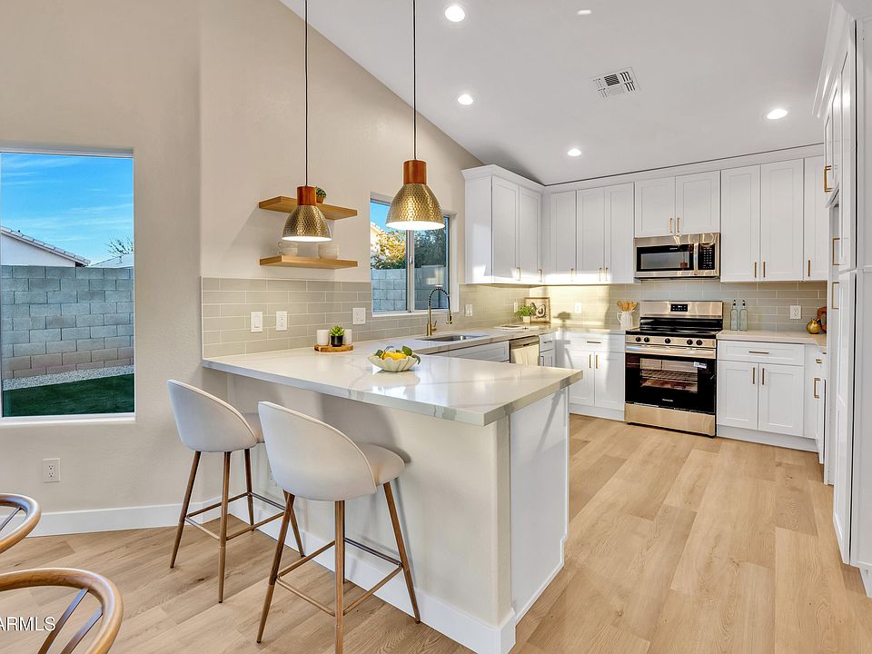1st image of 7846 W SOLANO Drive