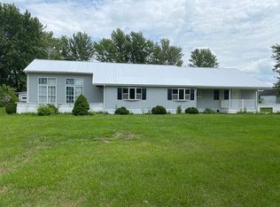 1423 Burgess Rd, Waterloo, NY 13165