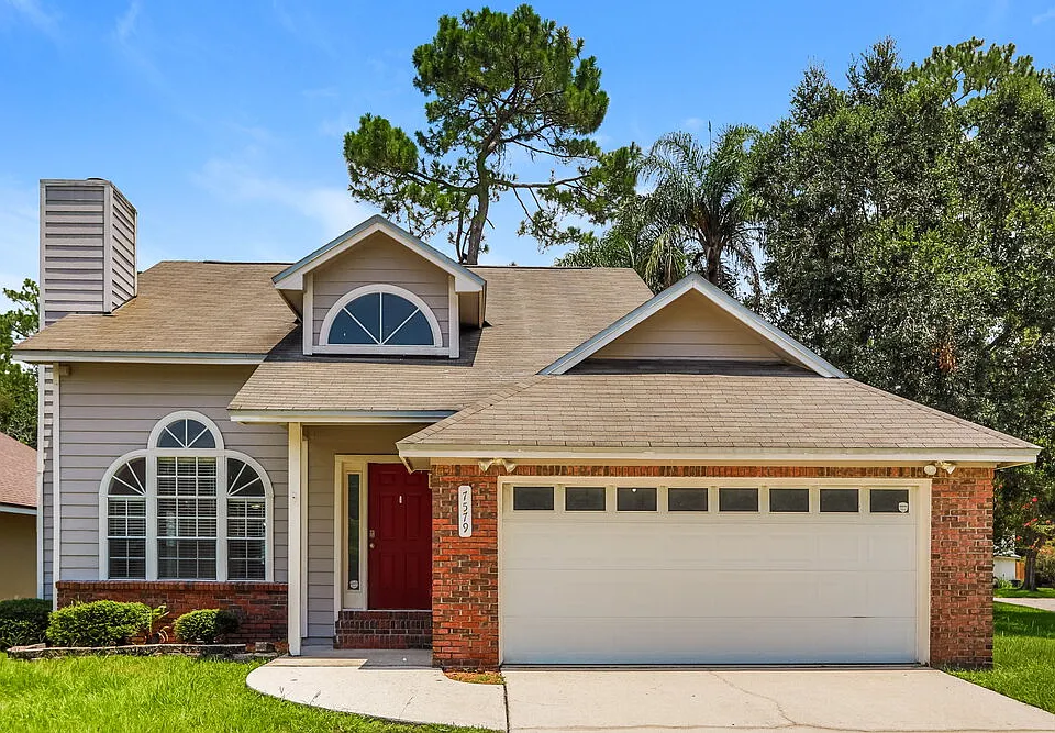 7579 Sugar Bay Ln
