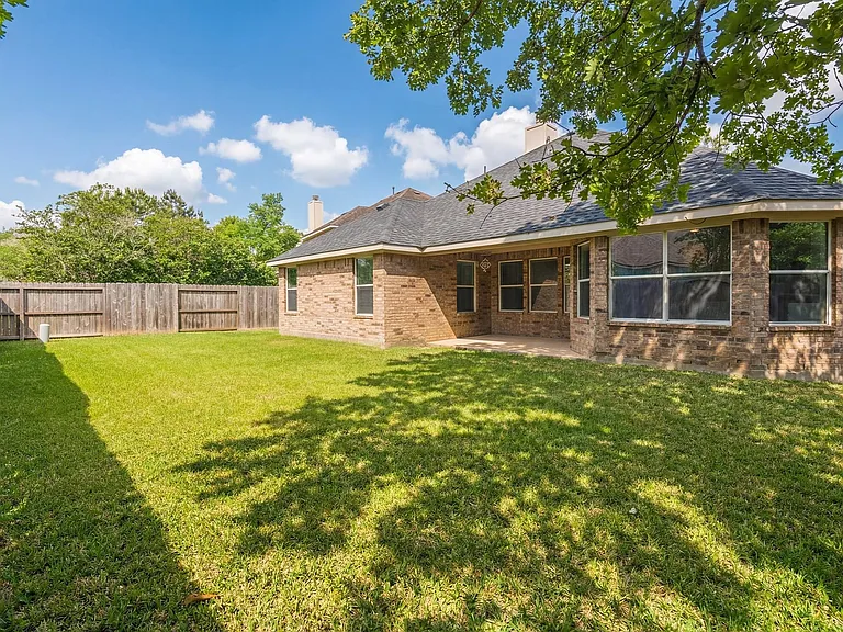 138 Bryce Branch Cir — Photo 35
