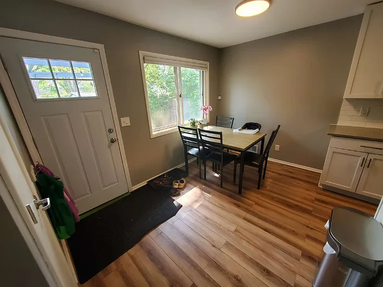 741 Monroe St NE — Photo 33