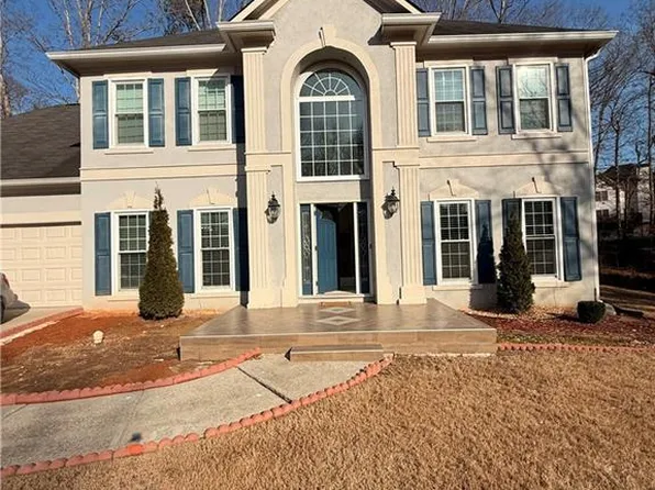 2105 Bentbrooke Trl, Lawrenceville, GA 30043