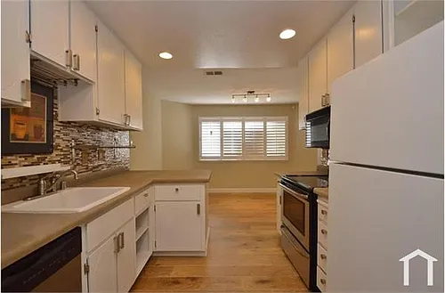 5055 Valley Crest Dr Photo 1