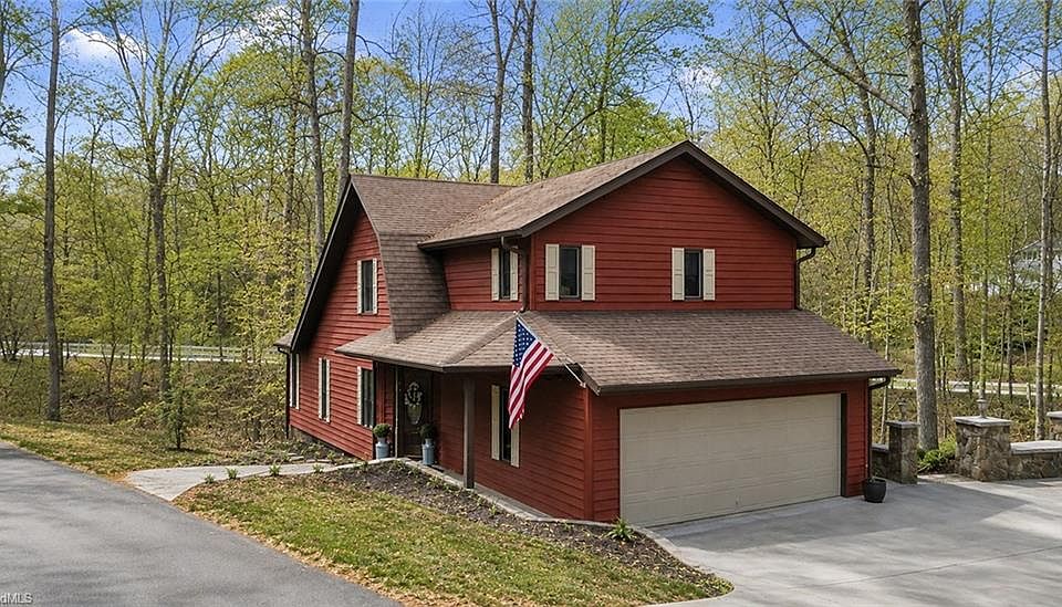 1st image of 139 Alpine Dr