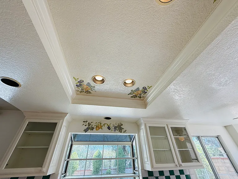 1152 Pebblewood Dr — Photo 8