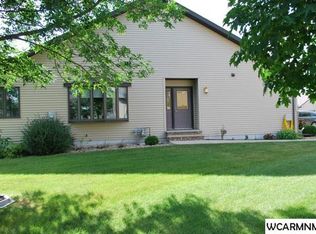 1552 Southgate Dr, Fairmont, MN 56031