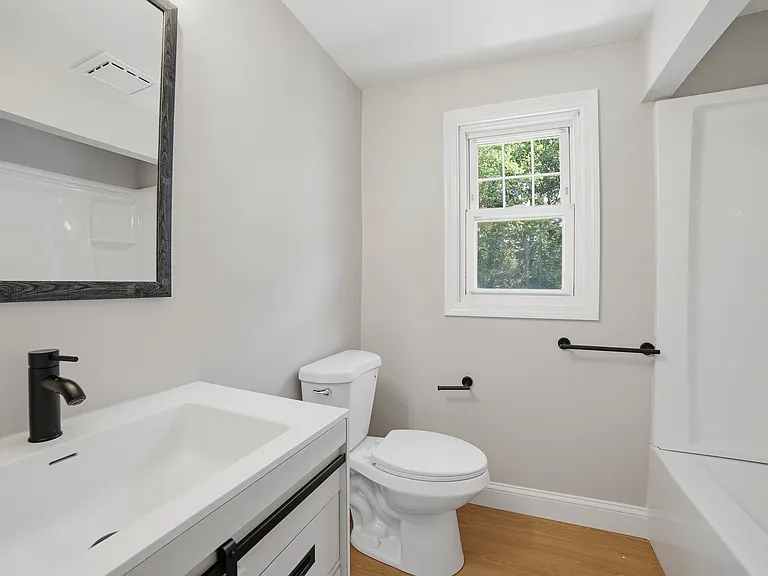 44 Topsfield Cir — Photo 24