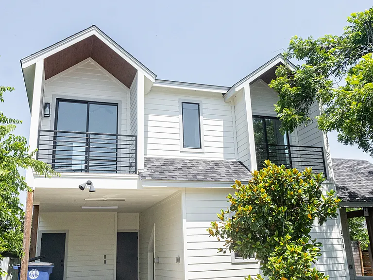 1711 Tillery St — Photo 2