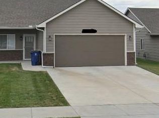 5263 N Toben Dr, Wichita, KS 67226