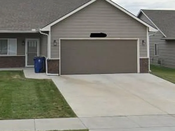 5263 N Toben Dr, Wichita, KS 67226