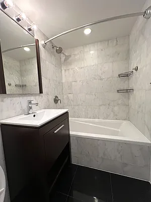 Rented by Oxford Property Group | media 11