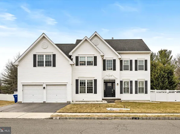 20 Groom St, Burlington, NJ 08016