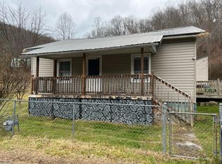 48 Beaver Rd, Minden, WV 25879