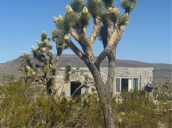 5789 17th St, Dolan Springs, AZ 86441