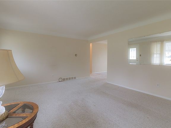 5th image of 20754 Coronet Dr