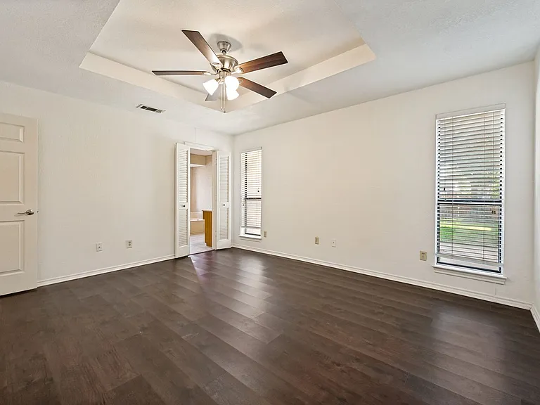 173 Simmons Dr — Photo 8