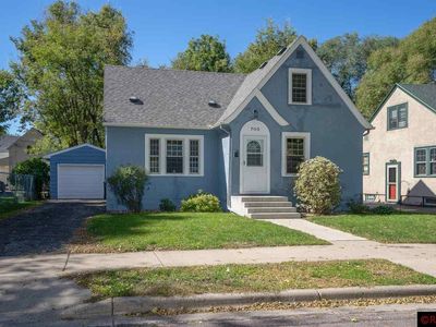 705 Wall St, North Mankato, MN, 56003