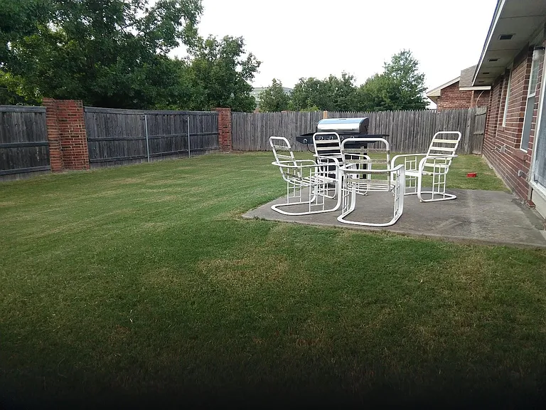 1616 Hazelwood Dr — Photo 22