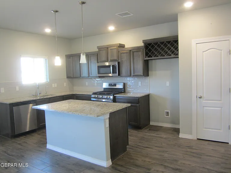 12253 Desert Cliff Ct — Photo 17