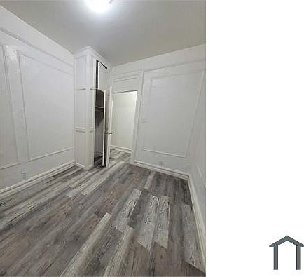 3rd image of 1052 Longfellow Ave APT 1F