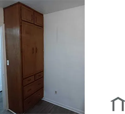 5907 Sutcliff Sq — Photo 8