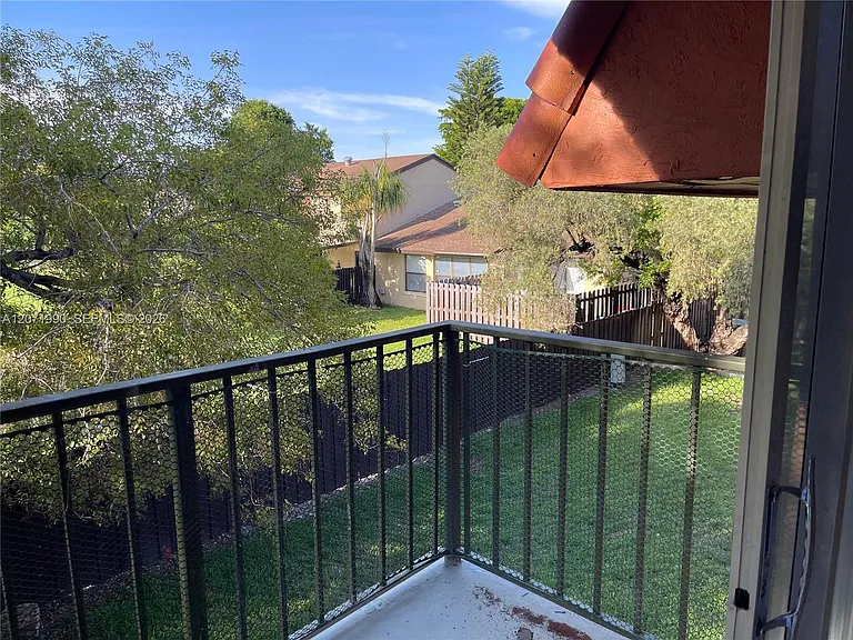 6821 SW 129th Ave #7 — Photo 22