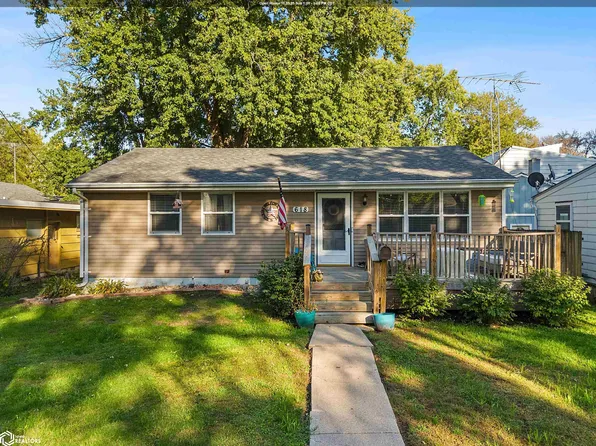 618 S 13th St, Clear Lake, IA 50428