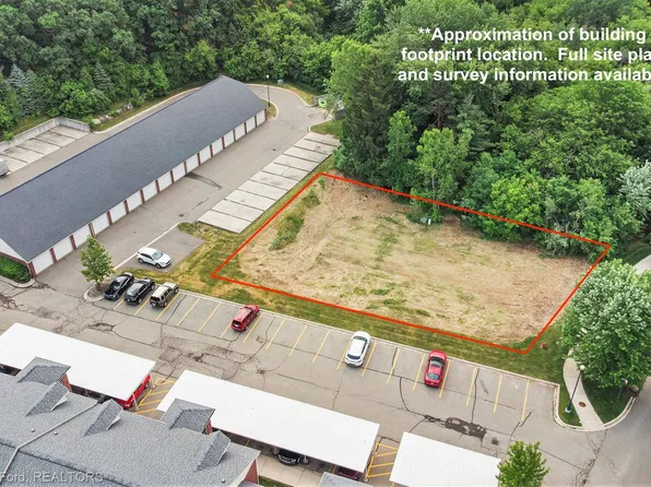Trillium Village Ln Building 3, Clarkston, MI 48346