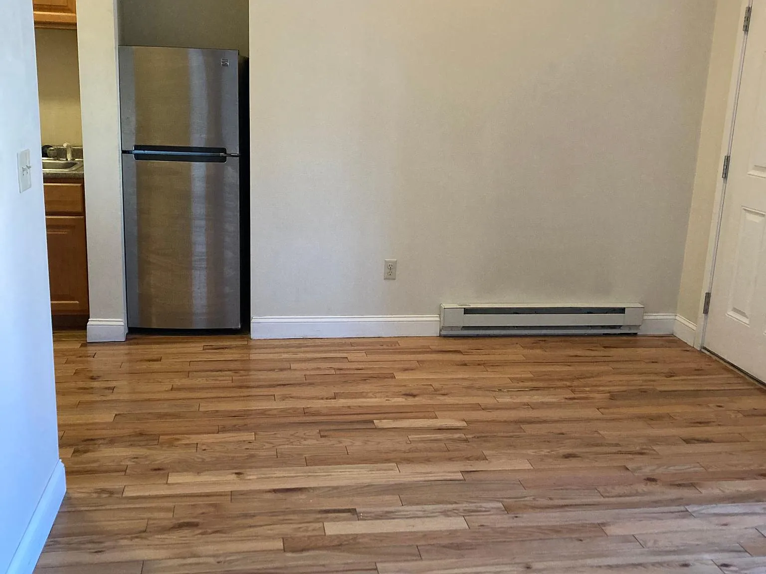 66 W Hollis St — Photo 4