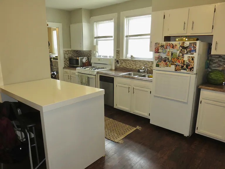 37-39 Parmenter Rd — Photo 11
