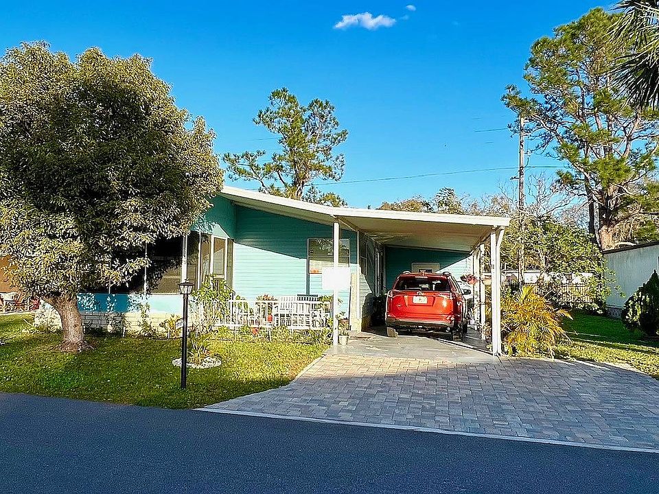1st image of 1717 Conifer Ave #10