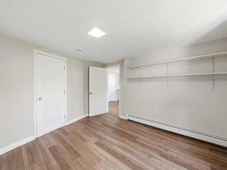 6 Belmont Rd — Photo 38