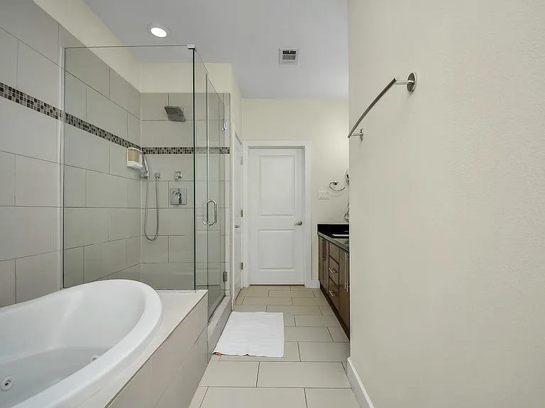 4608 Nett St #D — Photo 38