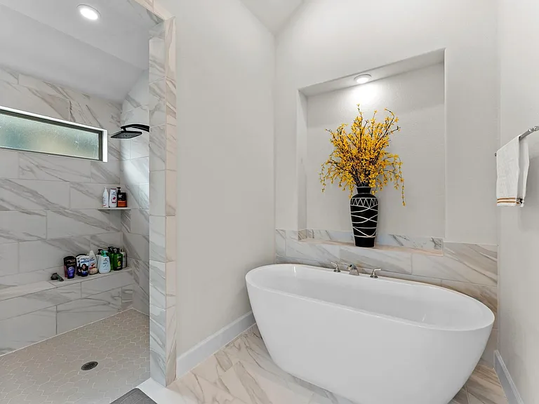 21215 Palm Arbor Dr — Photo 28