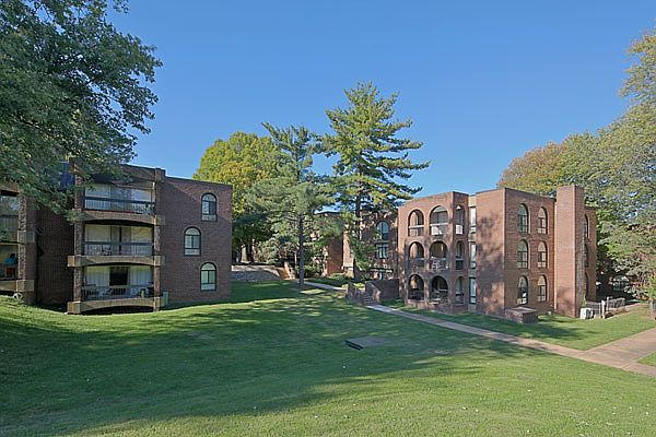 2nd image of 7509 Ambergate Pl APT 7