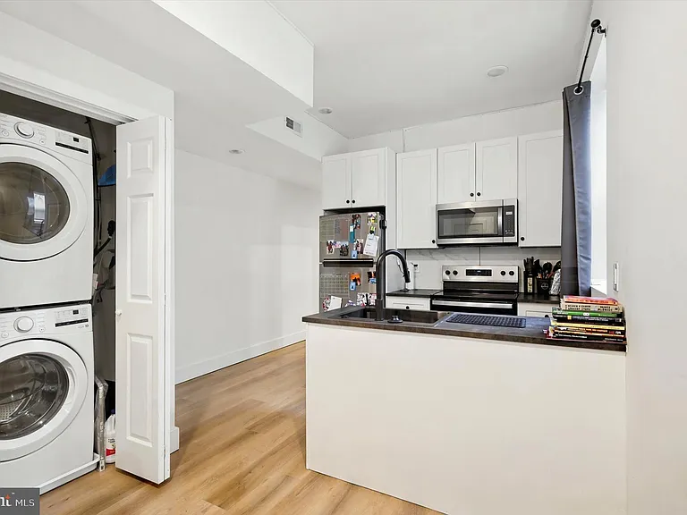 2319 N 33rd St #3 — Photo 7