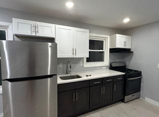 212 Zabriskie St #2R, Jersey City, NJ 07307