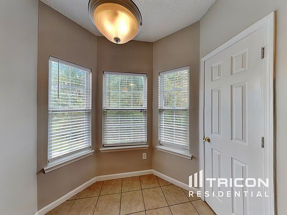 5th image of 3150 Brookfield Dr