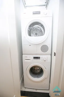 Rented by EXR | media 163