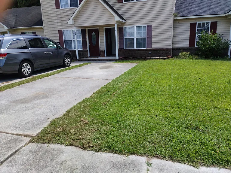 211 Mesa Ln — Photo 36