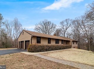 1520 Stinnett Rd, Huntingtown, MD 20639