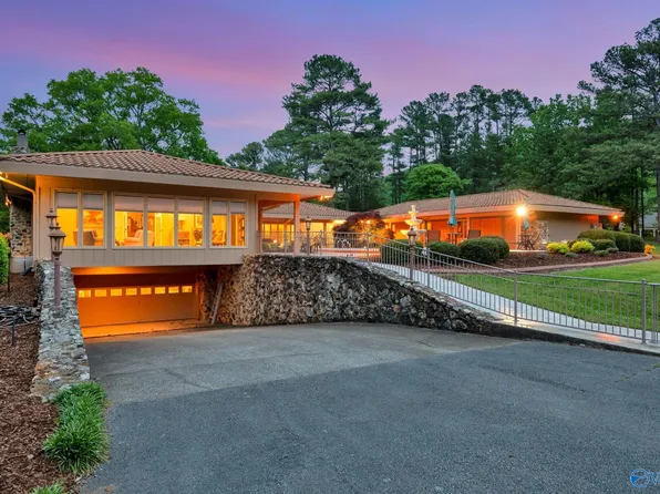 1620 Green Cove Cir SE, Huntsville, AL 35803