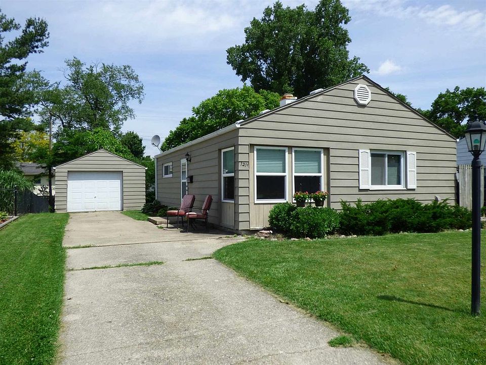 1st image of 1211 Byron Dr