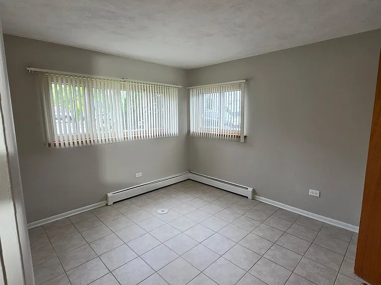 4751 Kolze Ave — Photo 3
