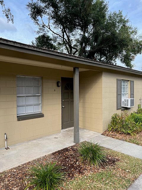 2729 E. Washington, Unit 8