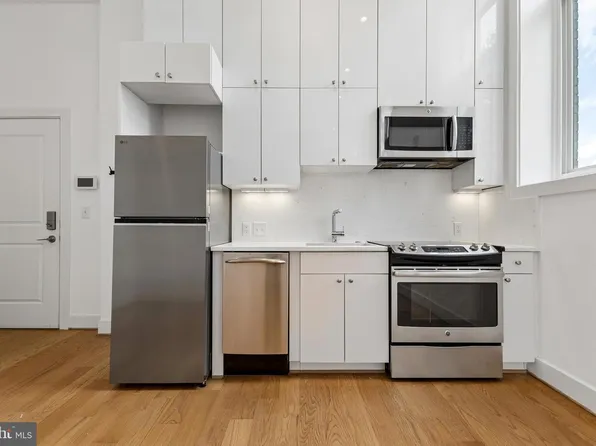 1211 G St SE Unit 5, Washington, DC 20003