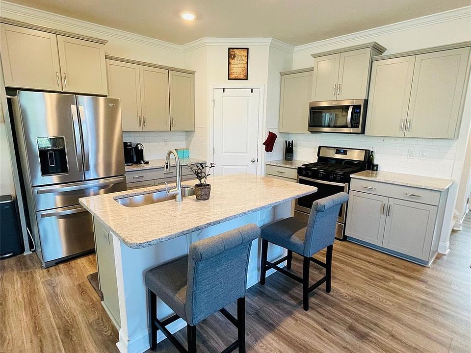 726 Little Bluestem Dr, Lake Wylie, SC 29710 | Zillow