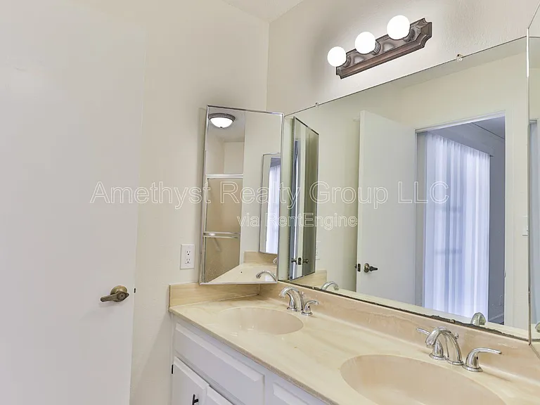 4419 W Shaw Butte Dr — Photo 25