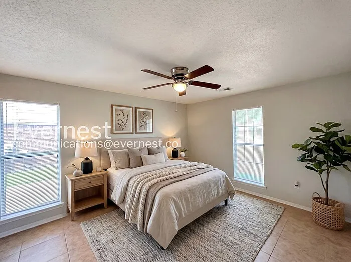 6230 Somerset Dr — Photo 4