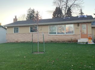 953 Proctor Ave NW, Elk River, MN 55330